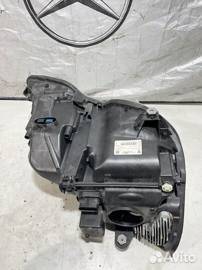 Фара левая Мерседес w212 дорест