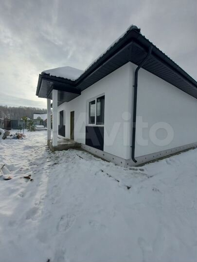 Коттедж 96 м² на участке 10 сот.