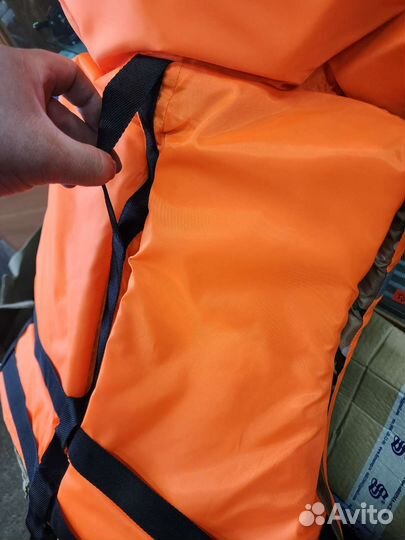 Спасательный жилет сертифицированный