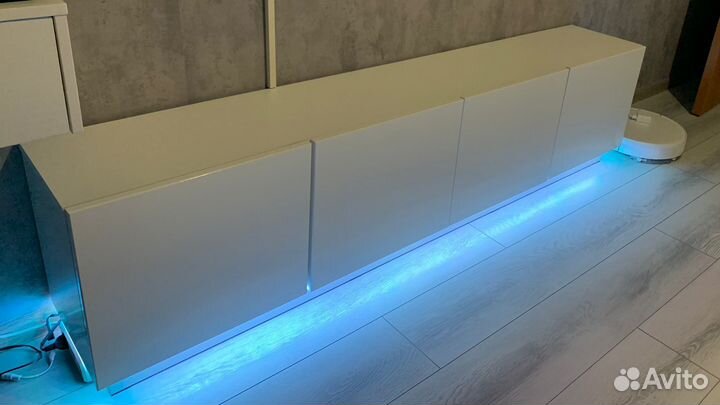 Тумба под телевизор