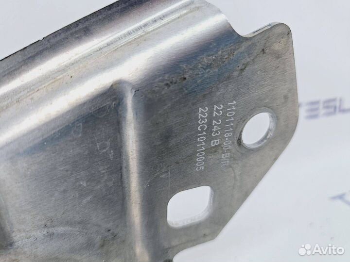 Усилитель переднего бампера нижний Tesla Model 3