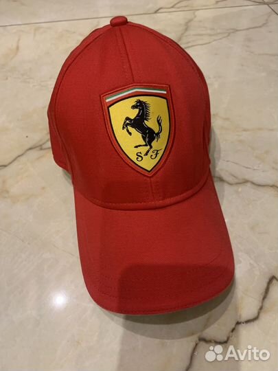 Бейсболка ferrari