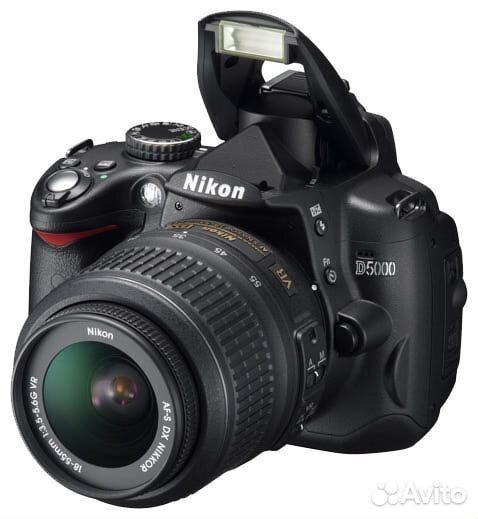 Nikon D5000 + 18-55 VR + сумка + карта памяти