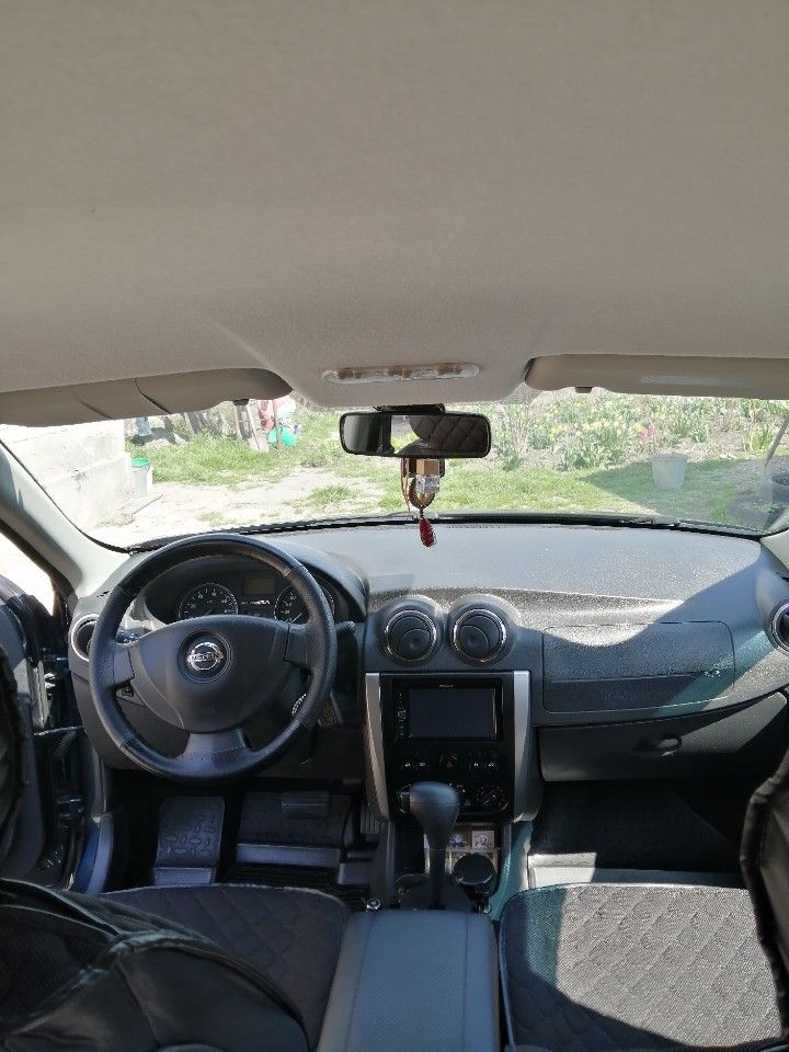 Nissan Almera: фото владельца