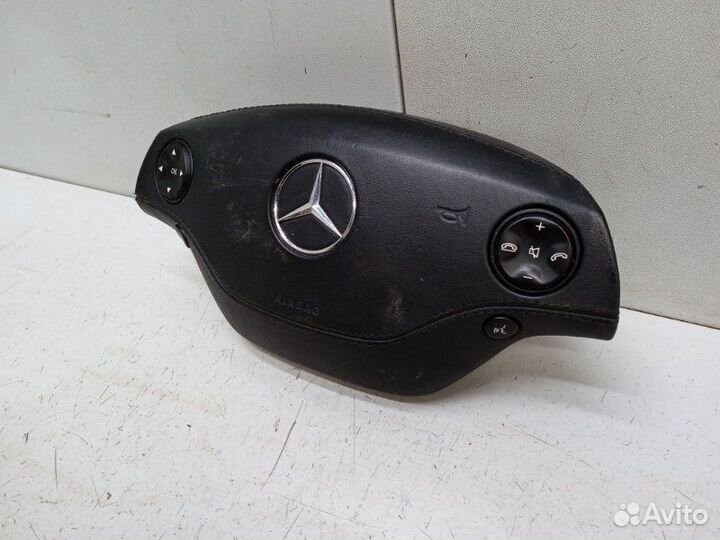 Подушка безопасности в руль Mercedes-Benz S-Class