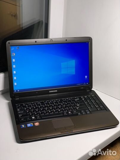 Ноутбук Samsung Мощный на i7/ 6 гб/ Гарантия