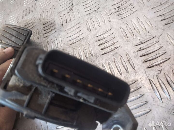 Педаль газа Suzuki SX4 m16a