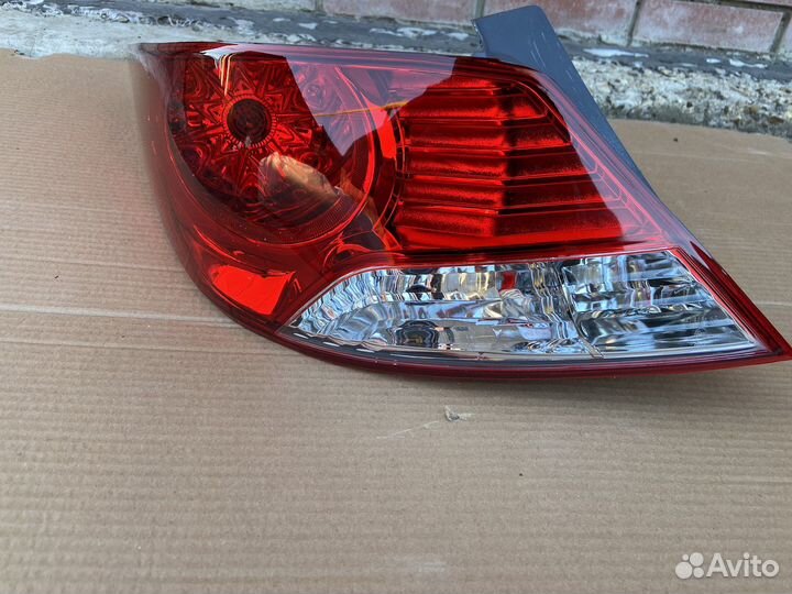 Новый фонарь левый Hyundai Solaris 1 седан дорест