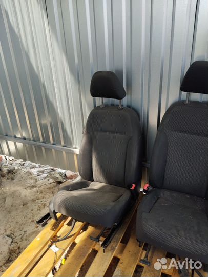 Volkswagen jetta 6 салон сидения обшивки потолок