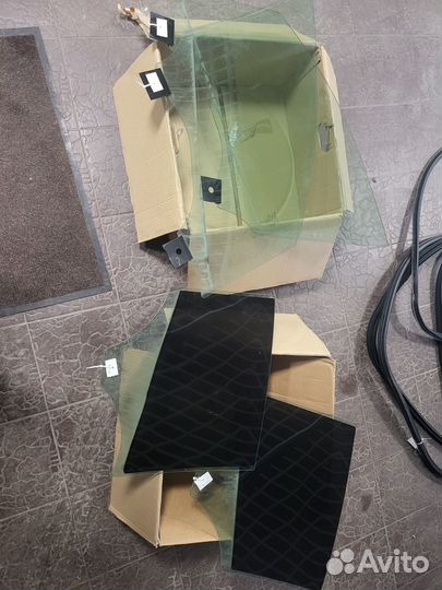 Стекла боковые Jaguar I-Pace 2019, 40 т км