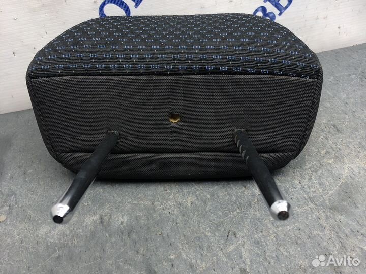 Зад прав подголовник aveo т200