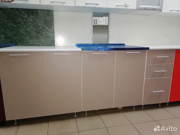 Кухонный гарнитур 