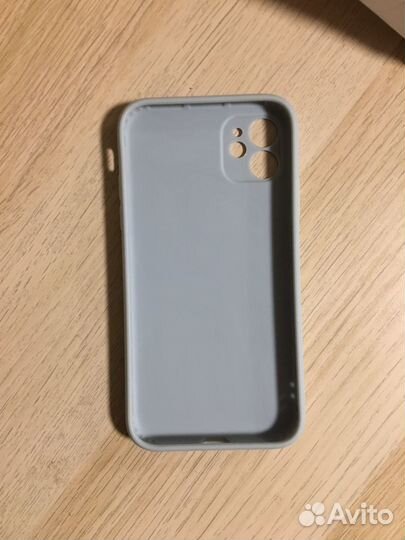 Чехол на iPhone 11