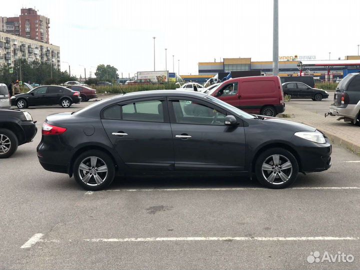 Renault Fluence 1.6 AT, 2011, 216 700 км