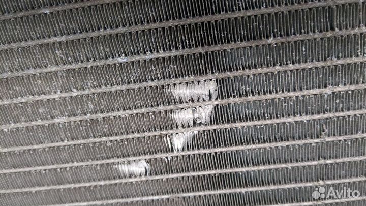 Радиатор охлаждения двигателя Jaguar X-type, 2009