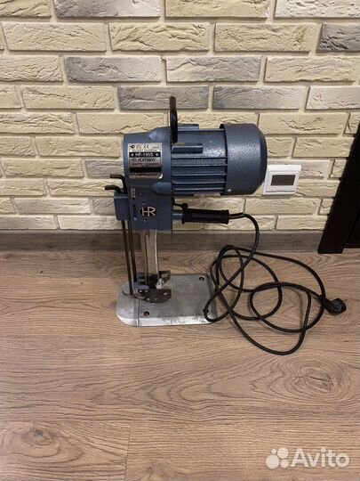 Вертикальный раскройный нож Hoffman HF-195S