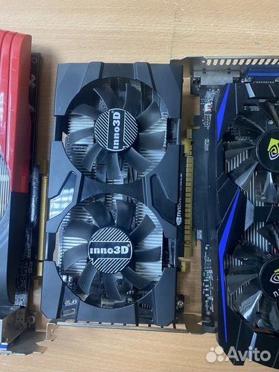 4 видеокарты одним лотом. Под восстановление
