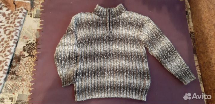 Свитер 
