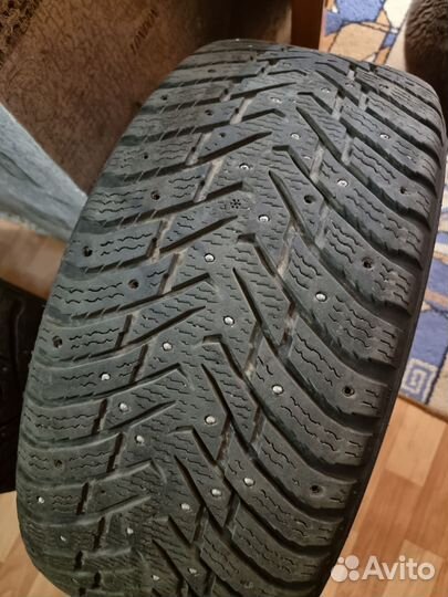 Nokian Tyres Hakkapeliitta 8 245/50 R18 100T