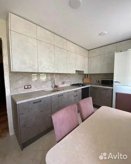 Кухонный гарнитур без ручек CN:015627