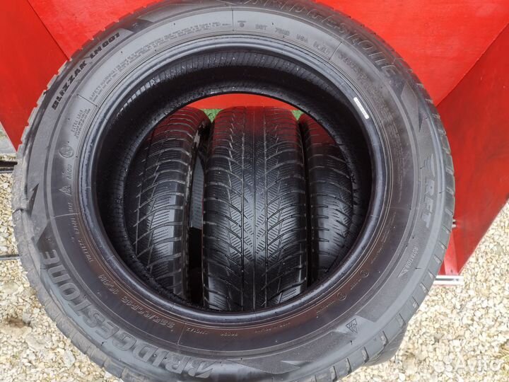 Bridgestone Blizzak LM-001 225/60 R18