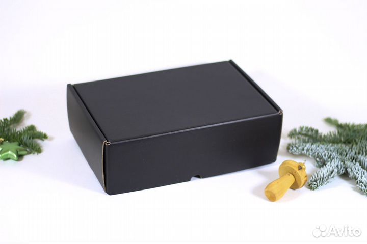 Подарочная черная коробка