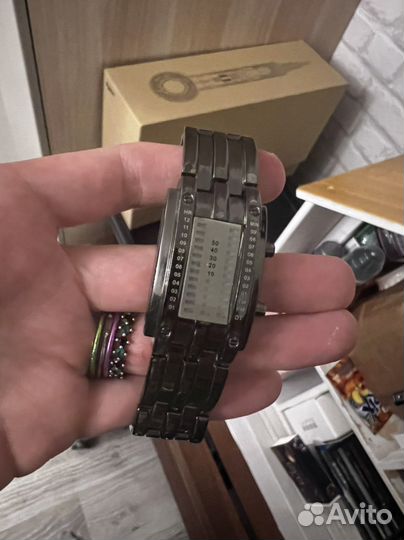 Часы со светодиодным дисплеем, цифровые часы