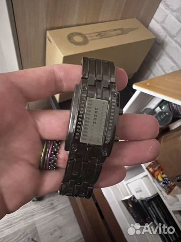 Часы со светодиодным дисплеем, цифровые часы