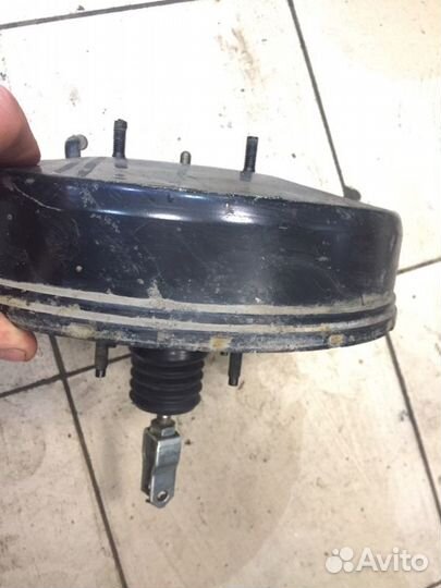 Вакуум тормозной Nissan Almera Classic B10