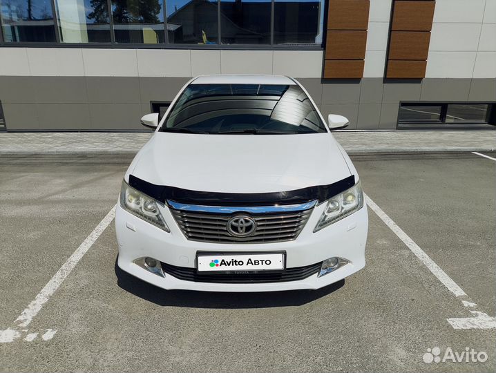 Toyota Camry 2.5 AT, 2014, 245 000 км