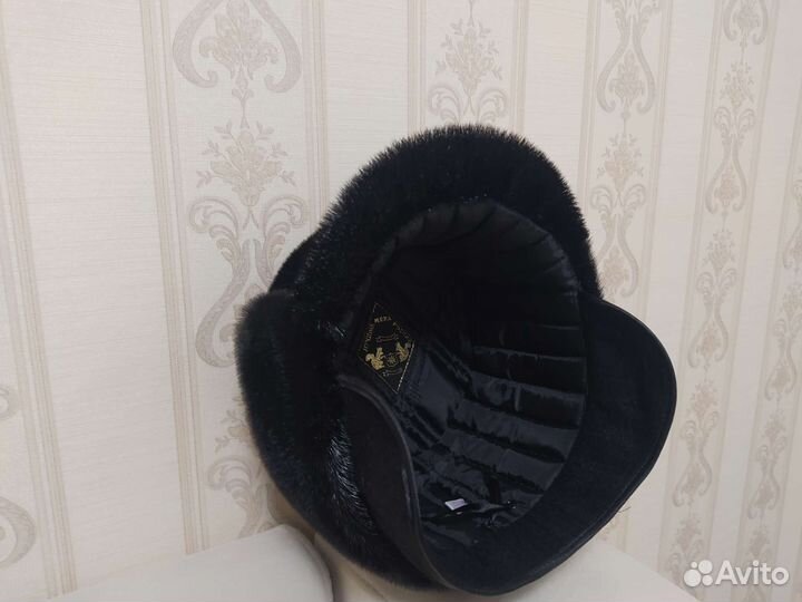 Мужская зимняя шапка