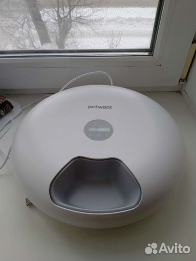 Автокормушка для кошек