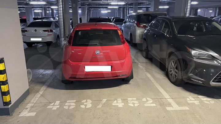 Машиноместо, 14 м²