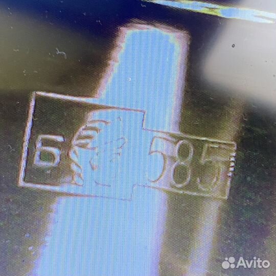 Золотое кольцо 585пр. вес: 1,95гр. размер: 19