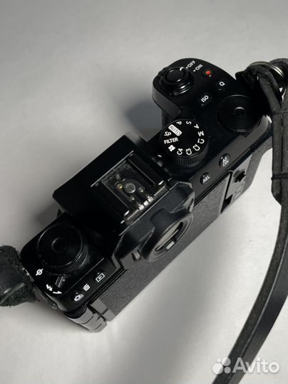 Беззеркальный фотоаппарат Fujifilm X-S10 Body