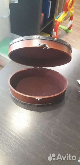 Шкатулка деревянная