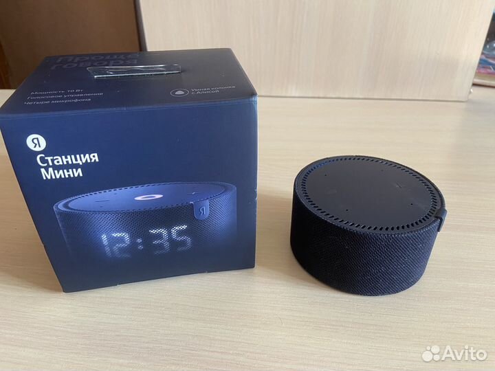 Яндекс станция мини с часами