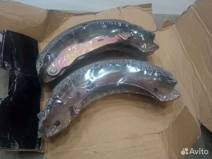 Тормозные колодки на toyota