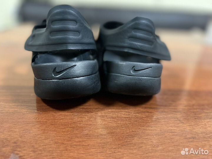 Сандали nike