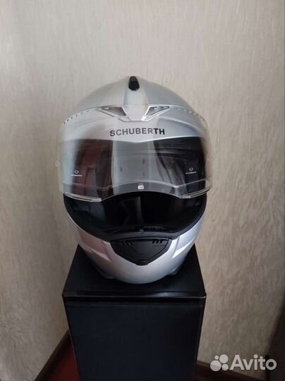 Мотошлем schuberth