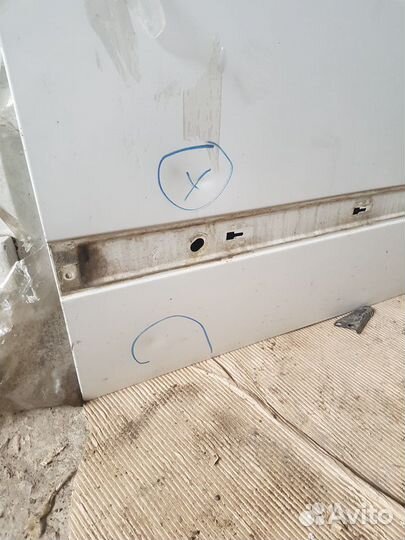 Дверь передняя Мерседес Вито 639