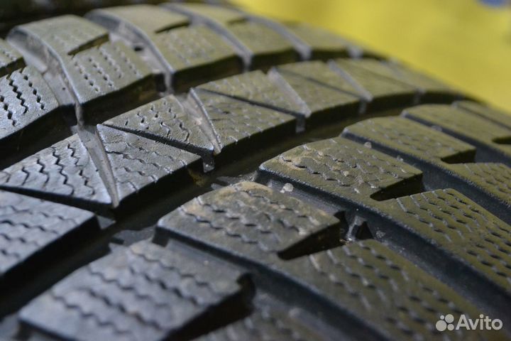 Falken Eurowinter HS-449 225/45 R18