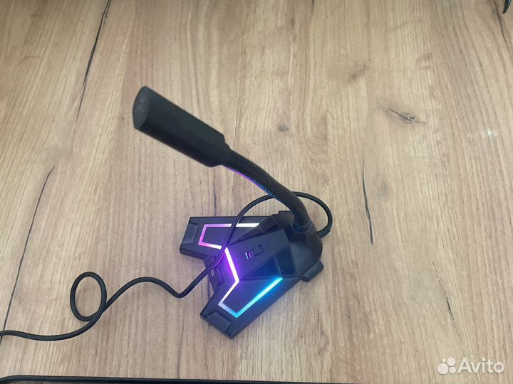 Микрофон игравой с RGB подцветкой