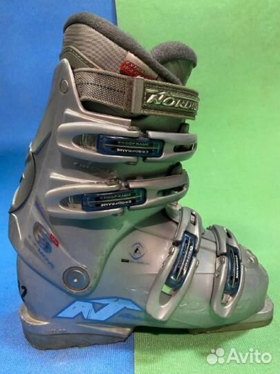 Горнолыжные ботинки 36-37р-р