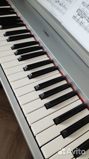 Цифровое пианино Yamaha NP-31s +педаль и подставка