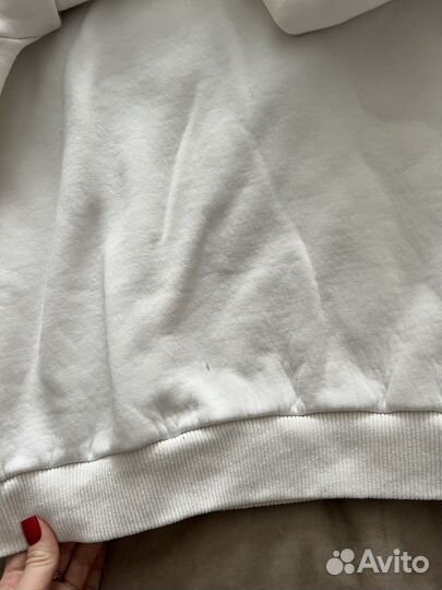 Костюмы женские 46 р-р