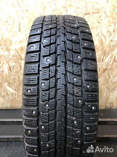 Dunlop SP Winter Ice 01 205/60 R16 92T