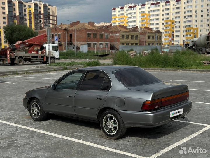 Toyota Corolla 1.5 AT, 1992, 300 000 км