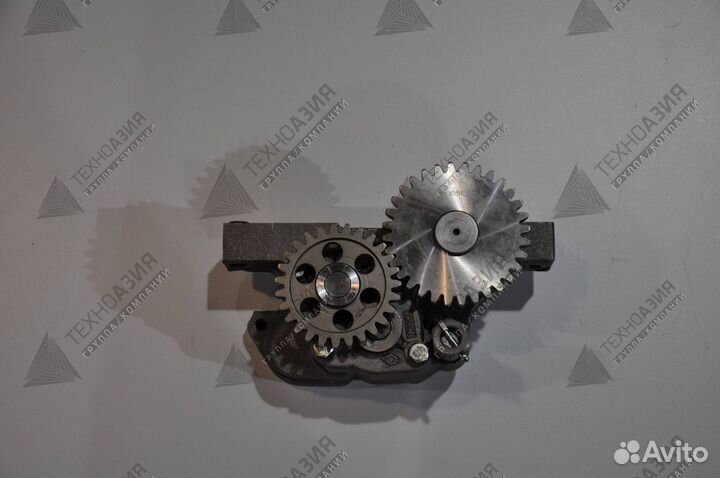 Насос масляный K2000-1011100 Yuchai YC6MK300N-50