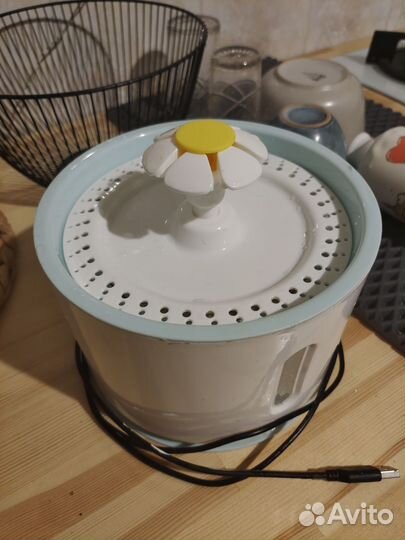 Фонтан поилка для кошек бесшумная